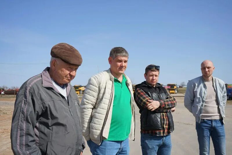 Дорога пугачев 2023. Ремонт дорог. Асфальт. Дорога пугачев 2023. Дорога пугачев 2023.