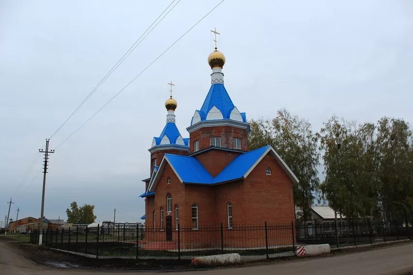 Орловка ставропольский край буденновский погода. Село Орловка Ставропольский край. Село Орловка Церковь. Кошкинский район Самарская область. Храм Покрова Божией матери Мариуполь.