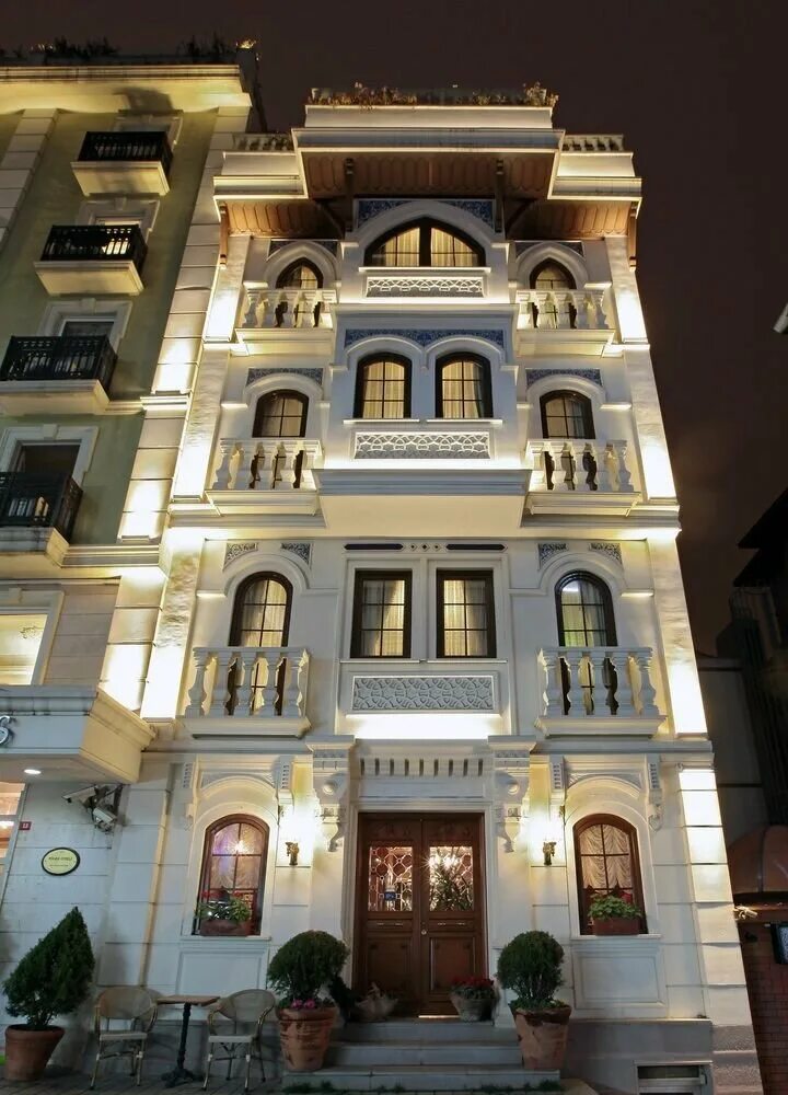 Сайт отелей стамбула. Istanbul Hotel Стамбул. Hotel Bazaar Стамбул. Отель Гранд Стамбул Фатих. Niles гостиница Стамбул.