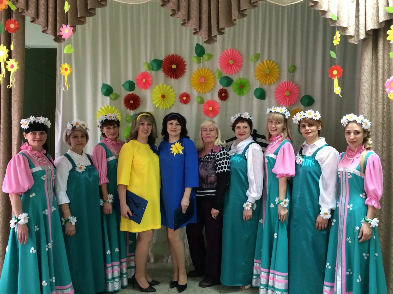 42 детский сад невинномысск. дети поют. дети поют в хоре. дети поют в садике.