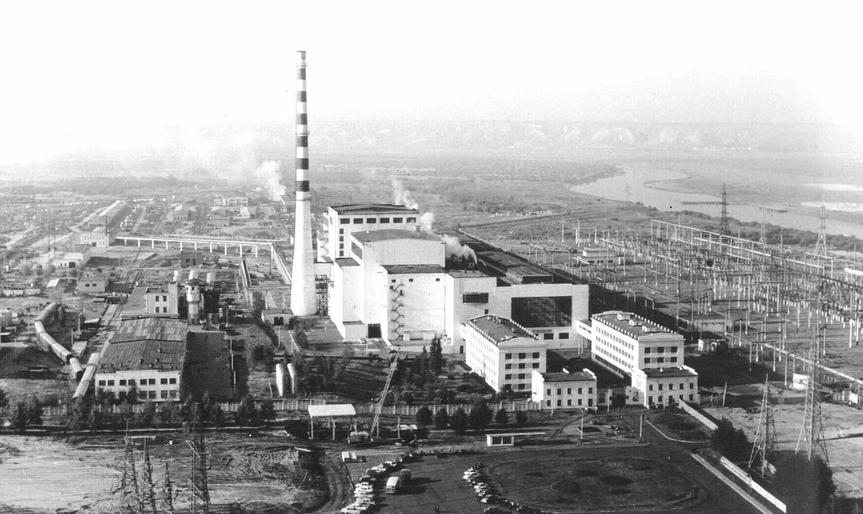 Старые аэс. Нововоронеж АЭС 1964. АЭС Нововоронеж 1 блок. Город Нововоронеж АЭС. Атомная электростанция 1954.