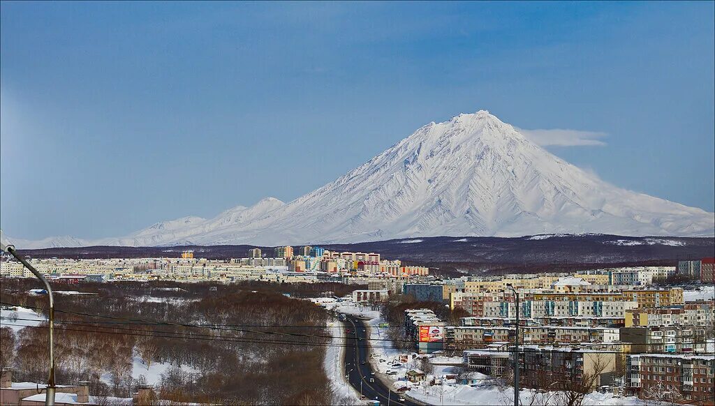 Петропавловск камчатский дежурный. Северо Восток Петропавловск Камчатский. Петропавловск-Камчатский центр города зима. Петропавловск-Камчатский Северо Восток зима. Старый Северо Восток Петропавловск Камчатский.