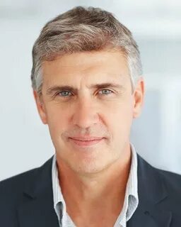 Седой в 35 лет