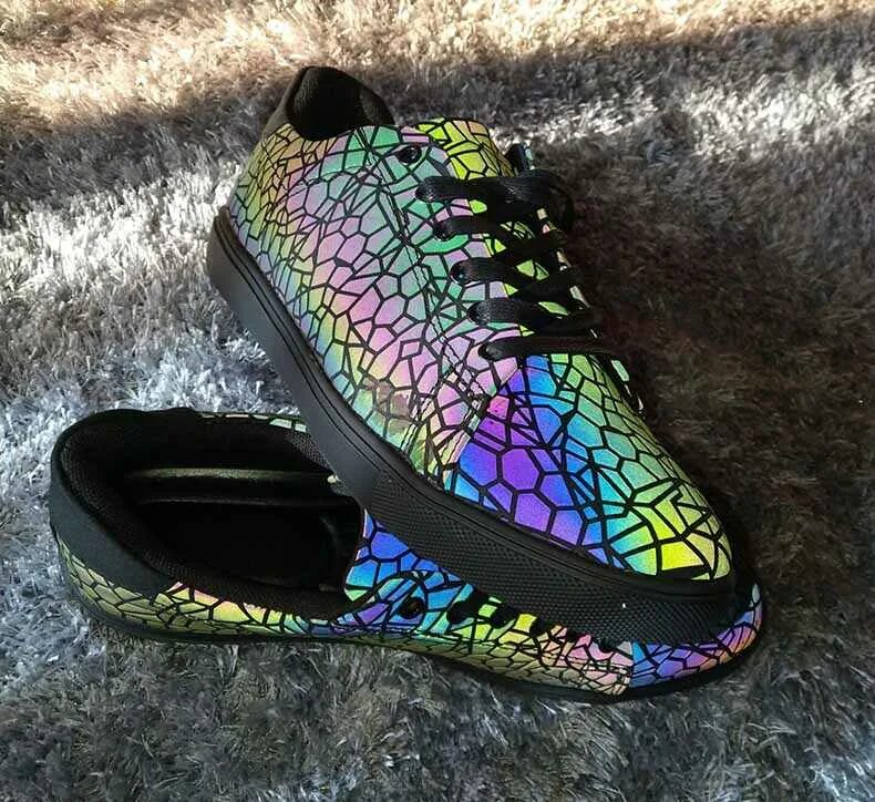 ZX Flux хамелеон. Кроссовки адидас хамелеон. Adidas Chameleon кроссовки. Адидас ZX Flux мужские светоотражающие. Кроссовки хамелеон