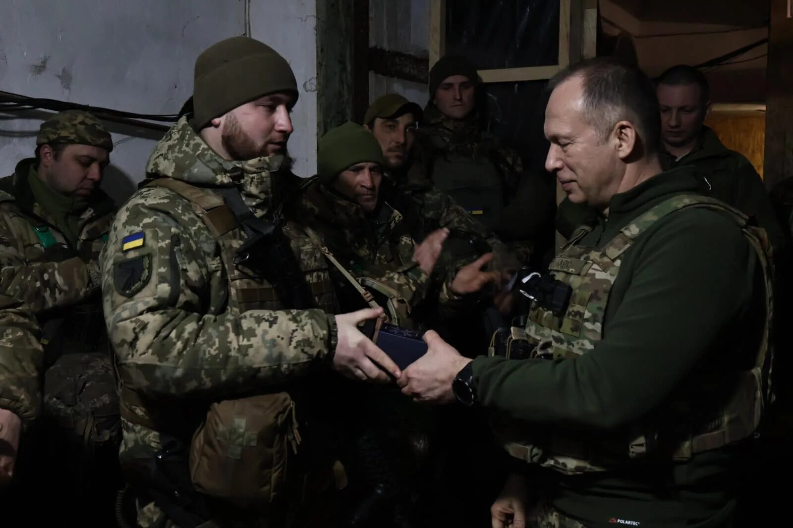 Где живут родители сырского генерала