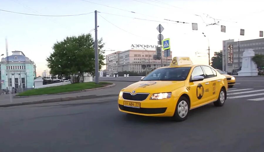 Сколько такси в новосибирске. Такси Новосибирск. Таксопарки в Новосибирске. Фото такси Новосибирск. Ё такси Новосибирск.