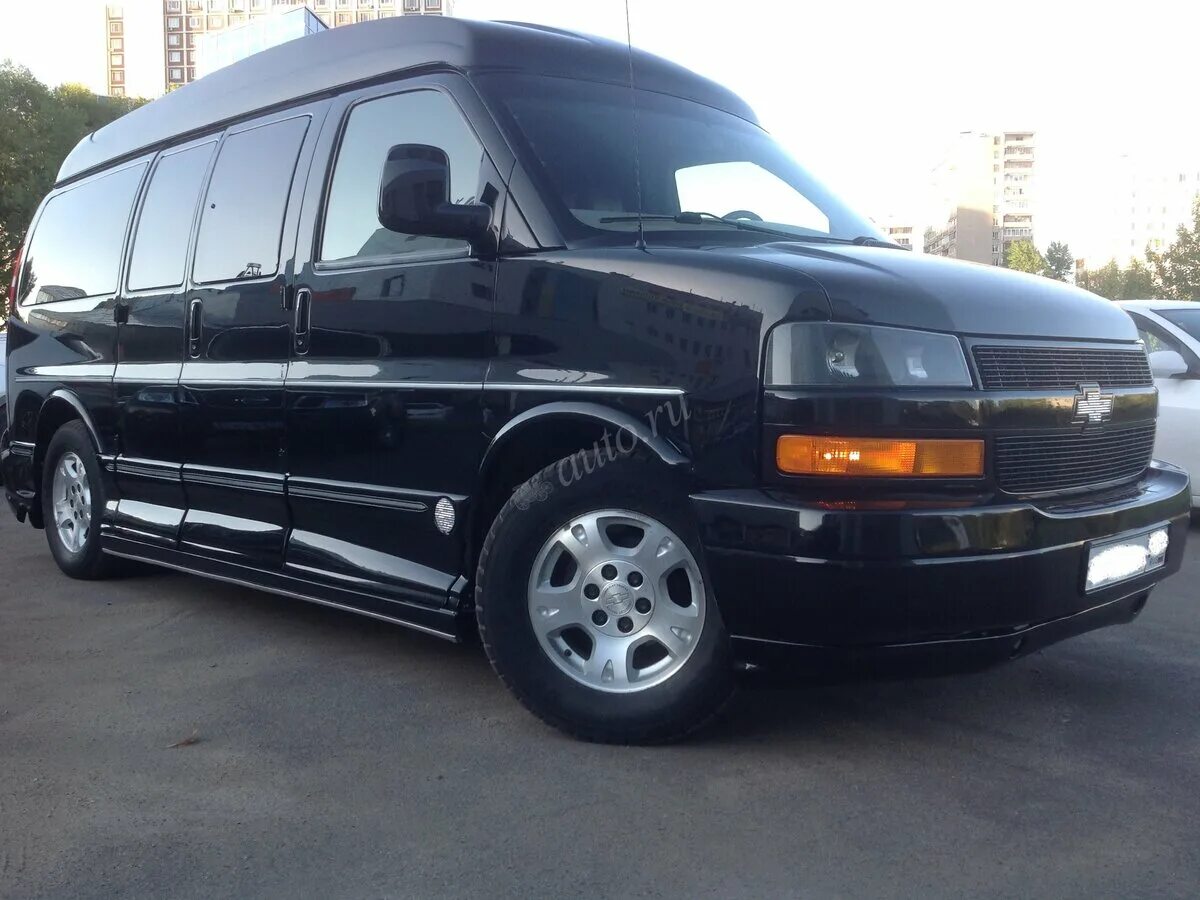 Шевроле экспресс с пробегом в россии. Chevrolet Express 2007. Chevrolet Express II 2003. Шевроле экспресс 2005 года. Шевроле экспресс 3500.