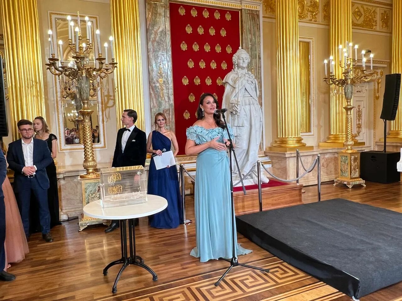 Королевский бал в екатерининском собрании. Екатерининский бал 2023. Екатерининский бал 2021. Балы в россии. Екатерининский бал 2021.