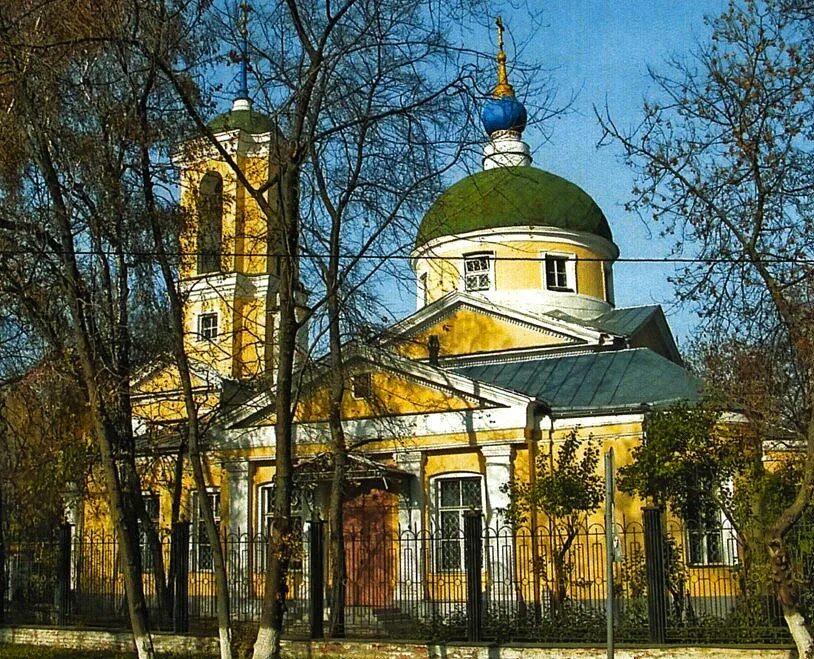 Церковь косьмы и дамиана в болшево. Церковь болшево. Церковь болшево. Храм косьмы и дамиана в болшево. Храм косьмы и дамиана в болшево.