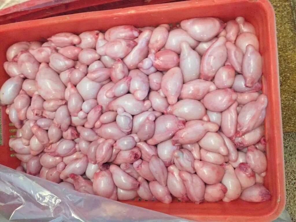 Бычьи семенники. Бычьи семенники. Бычьи семенники. Бычьи семенники деликатес. Бычьи семенники.