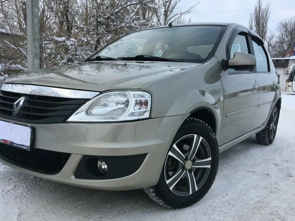 авито волгоград рено логан с пробегом. рено логан 1. рено логан 1 2014. рено логан 2010 авито. рено логан 2го поколения белый.