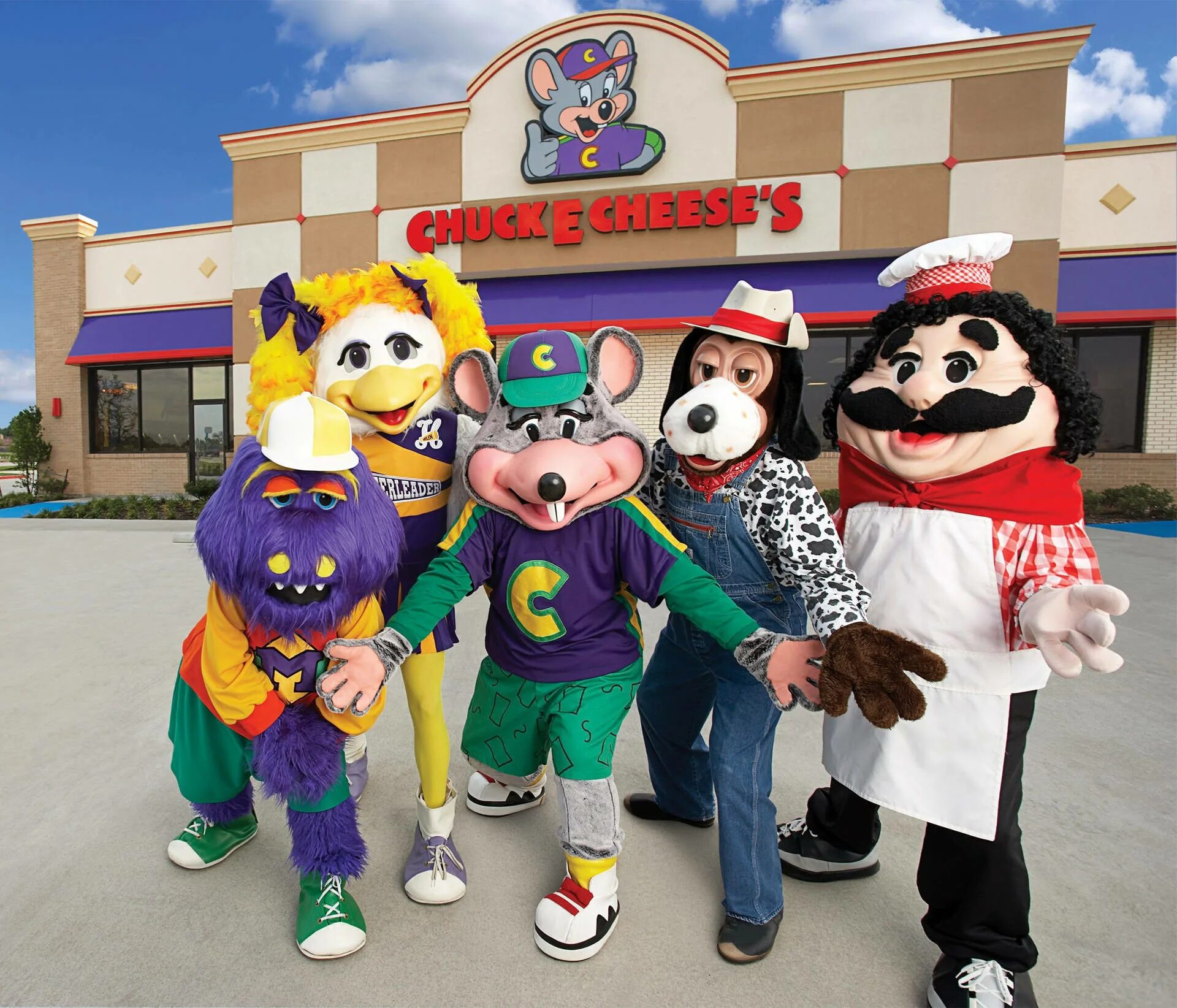Чак аниматроник. Чакин чиз. chuck e cheese аниматроники. ресторан chuck e cheese. chuck e cheese инцидент 2025.
