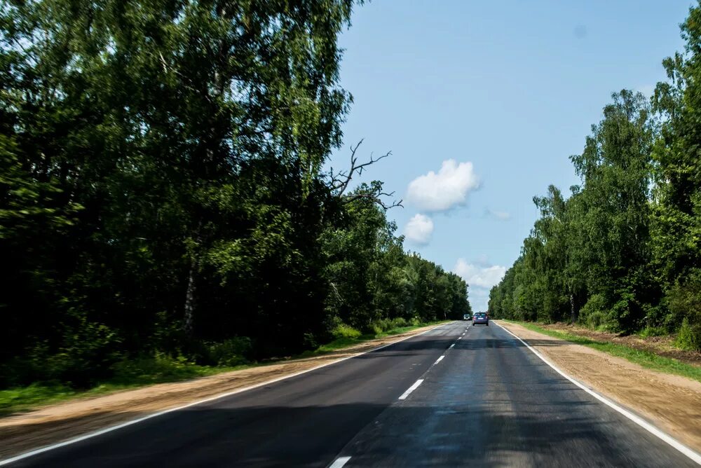 минск дороги. картинка дороги белоруссия у них климат другой. минск трасса. белорусские дороги. город в белоруссии старые дороги фотографии.