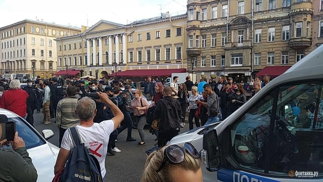 События спб ру. Фонтанка протесты в СПБ. Фоторепортаж с места событий. Сейчас в Петербурге события.