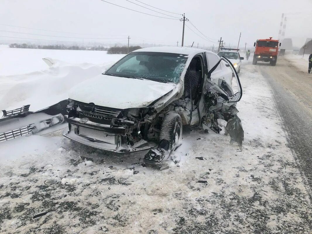 Авария на первой дороге набережные челны. Челны дтп вчера. Авария в набережных челнах. Авария набережные челны 20 июня 2020. Челны дтп вчера.
