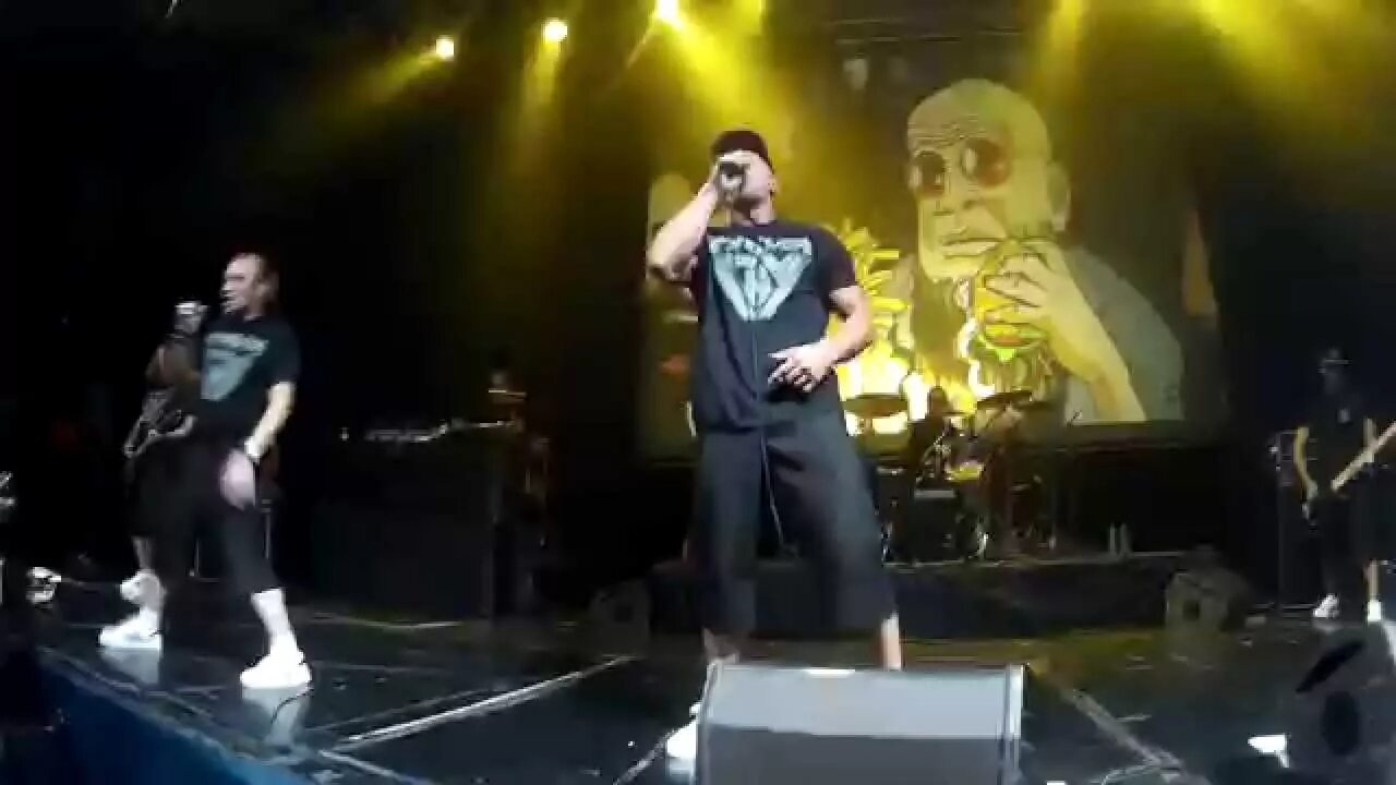 Туфли гну группа. Туфли гну. Кирпич туфли гну. Туфли гну. А ты готов к труду и обороне плакат.