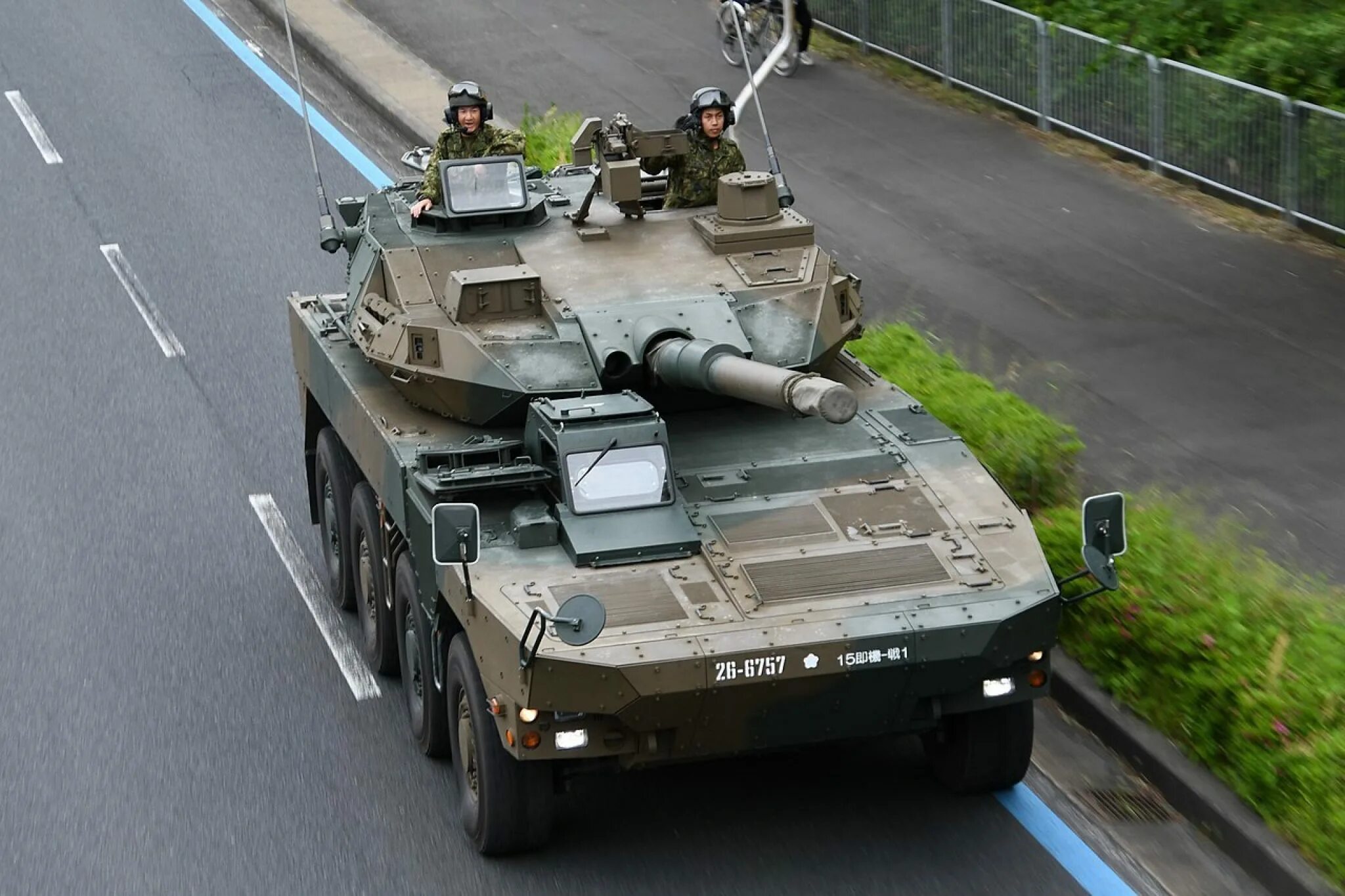 Тип 16 142. Колесный танк (maneuver Combat vehicle) MCV (Япония). Type 16 MCV. JGSDF Type 16 MCV. Type 16 MCV Япония.