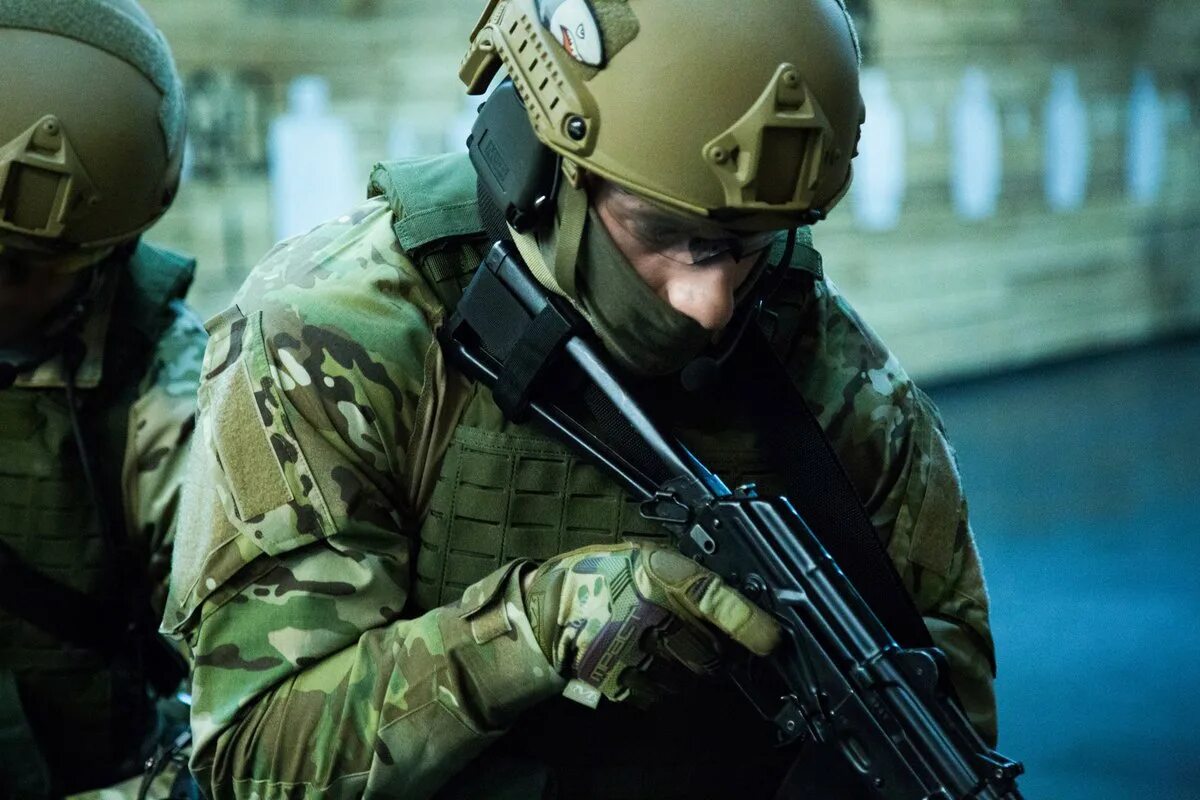 Омон собр фсб. Отряд fsk норвегия. Осн сатурн спецназ экипировка. Российский спецназ. Российский спецназ.