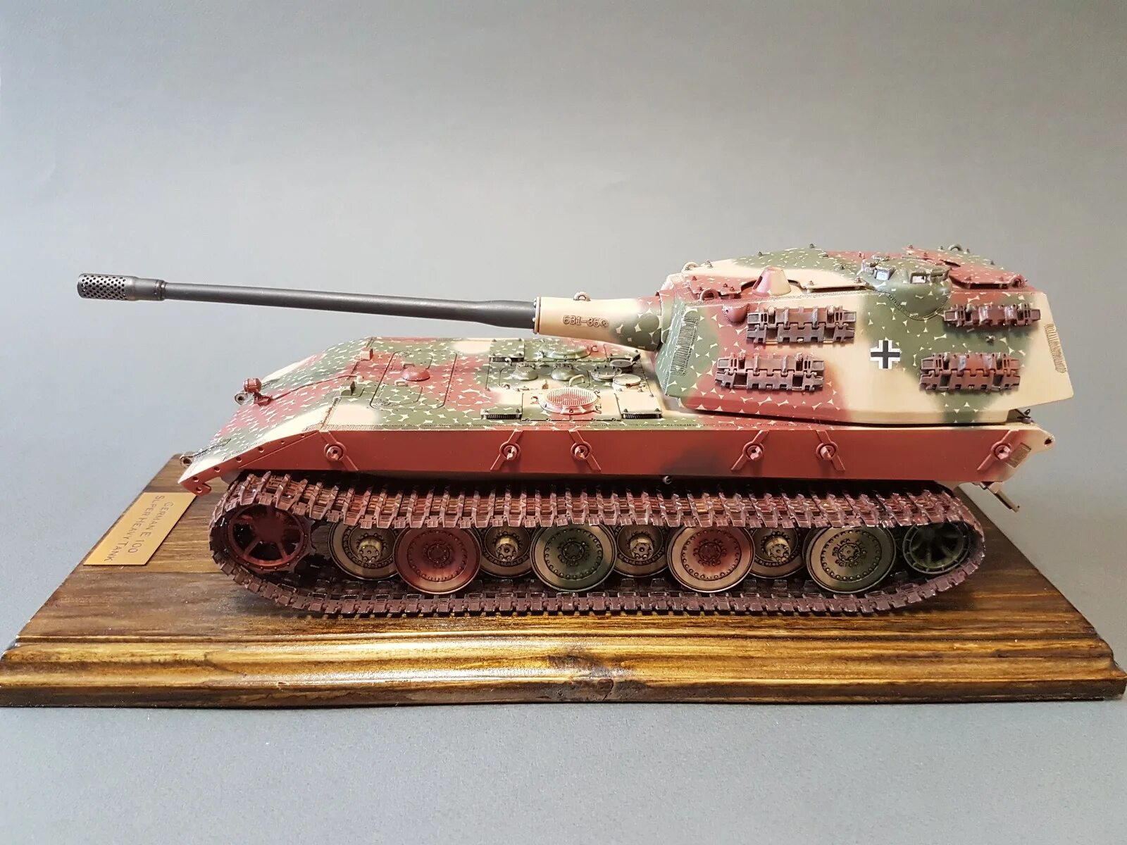 Вес тяжелого немецкого танка е 100. E100 ausf a. танк ягдпанцер е100 крокодил. e 100 ausf c. немецкий сверхтяжелый танк е 100.
