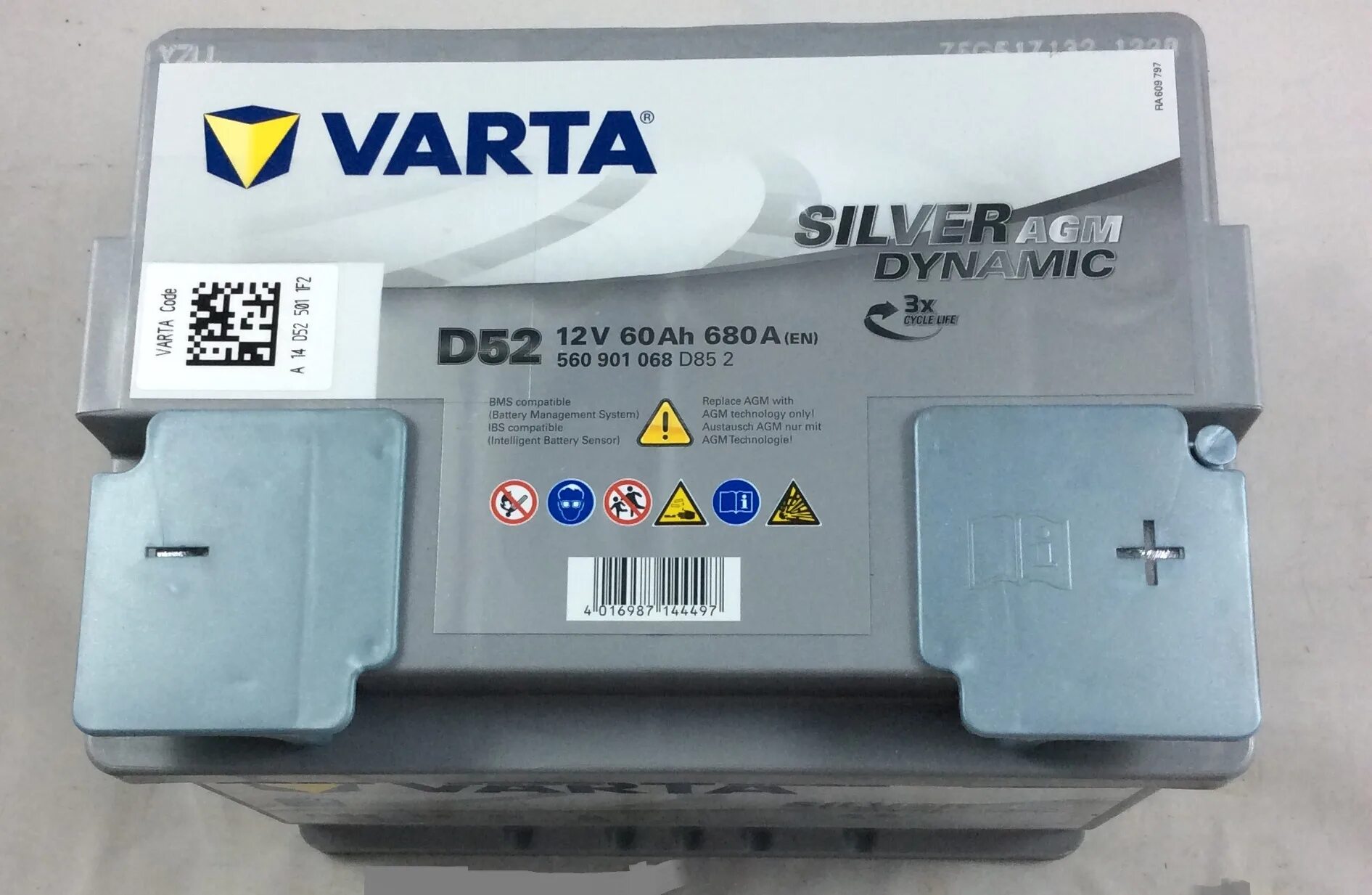 Varta 12v 60ah. Varta Silver Dynamic 60ah. Varta AGM 60a (d52). Автомобильный аккумулятор Varta Silver Dynamic AGM d52. Varta d52 Silver Dynamic AGM.