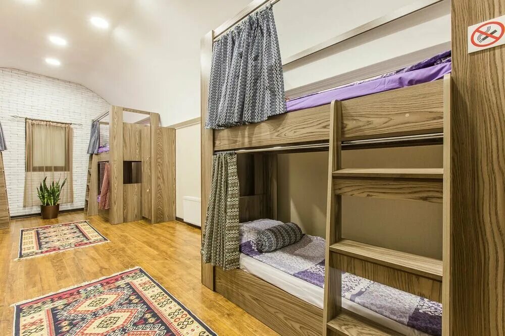 хостелы в баку. хостелы в баку. Baku hostels pictures. хостел баку. общежитие коньково москва.