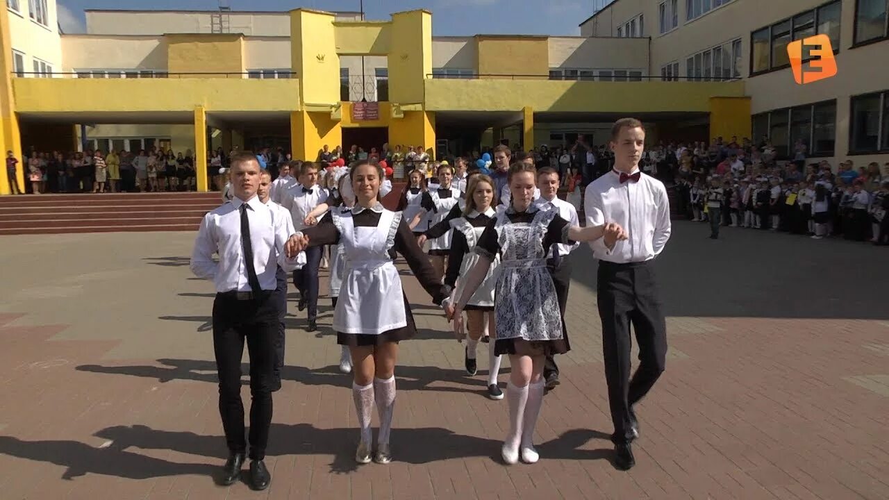 Сш11 солигорск. Средняя школа 11 солигорск. Солигорск средняя школа номер 11. Солигорск школа номер 11. Школа 14 солигорск.