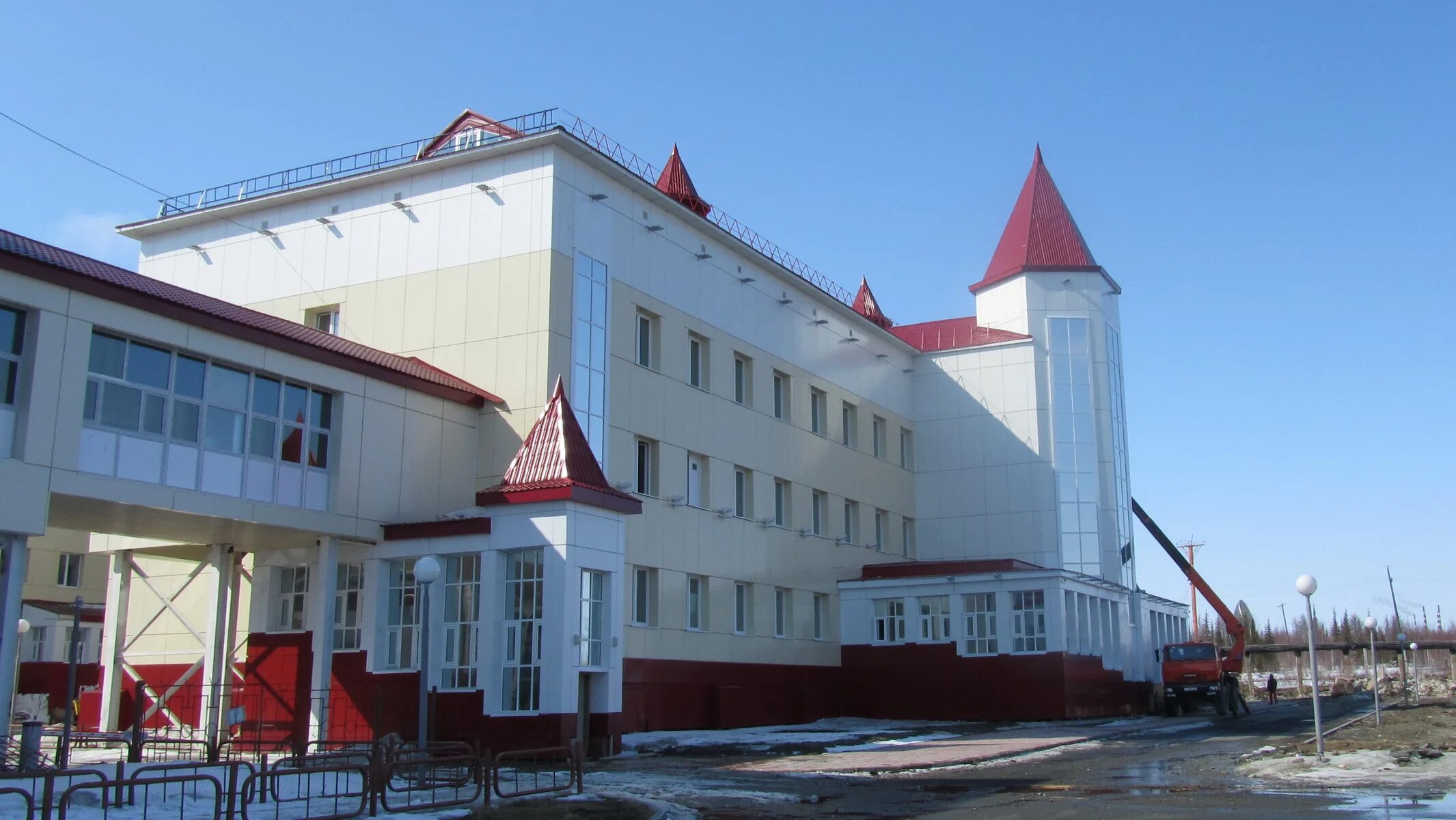 Лабытнангская городская больница. Лабытнанги городская больница. Поликлиника Лабытнанги. Детская больница Лабытнанги.