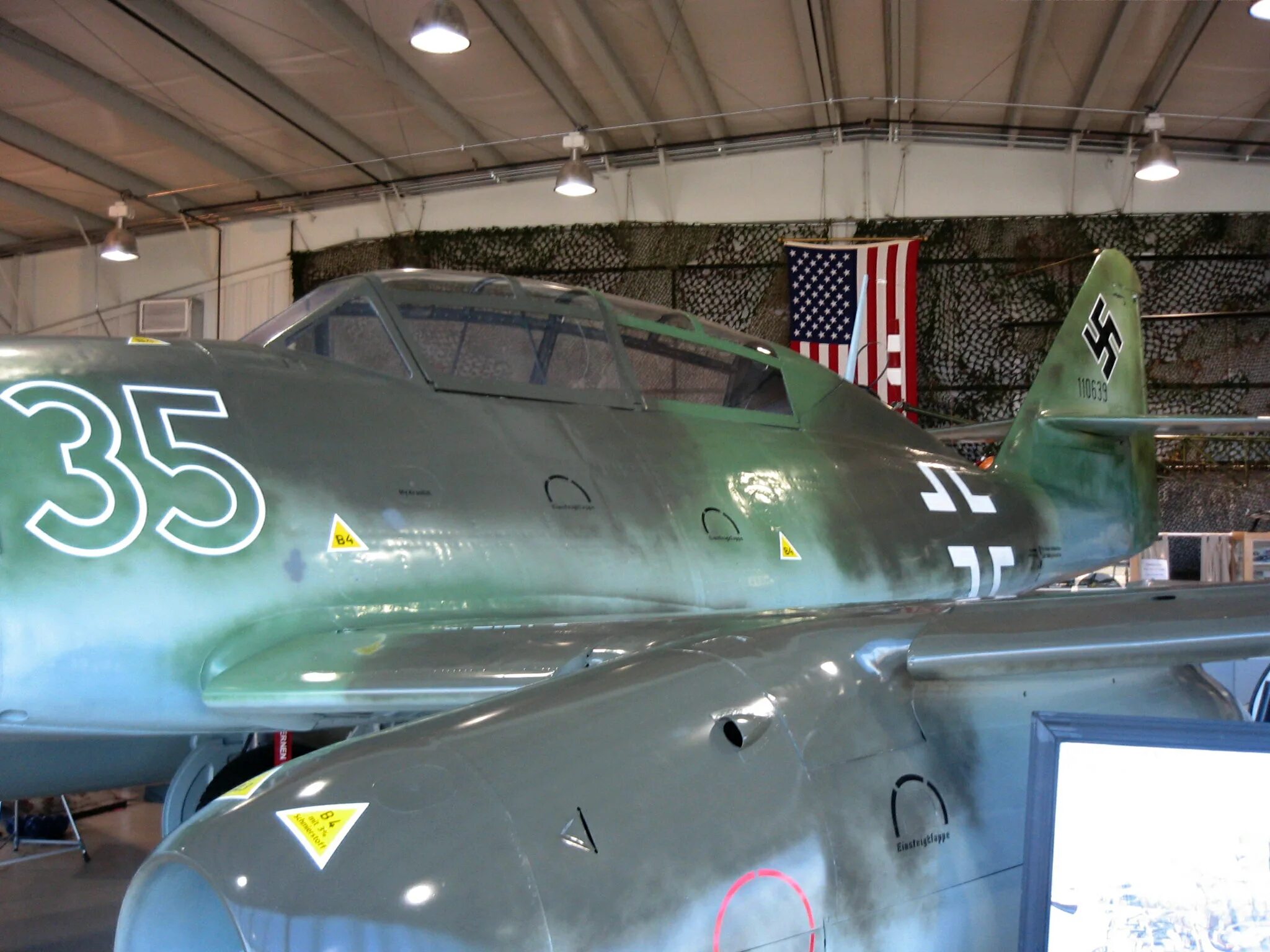 Messerschmitt me 262 specifications. Messerschmitt me.262. messerschmitt me 262 b-1a. me 262 кабина. мустанг против ме 262.
