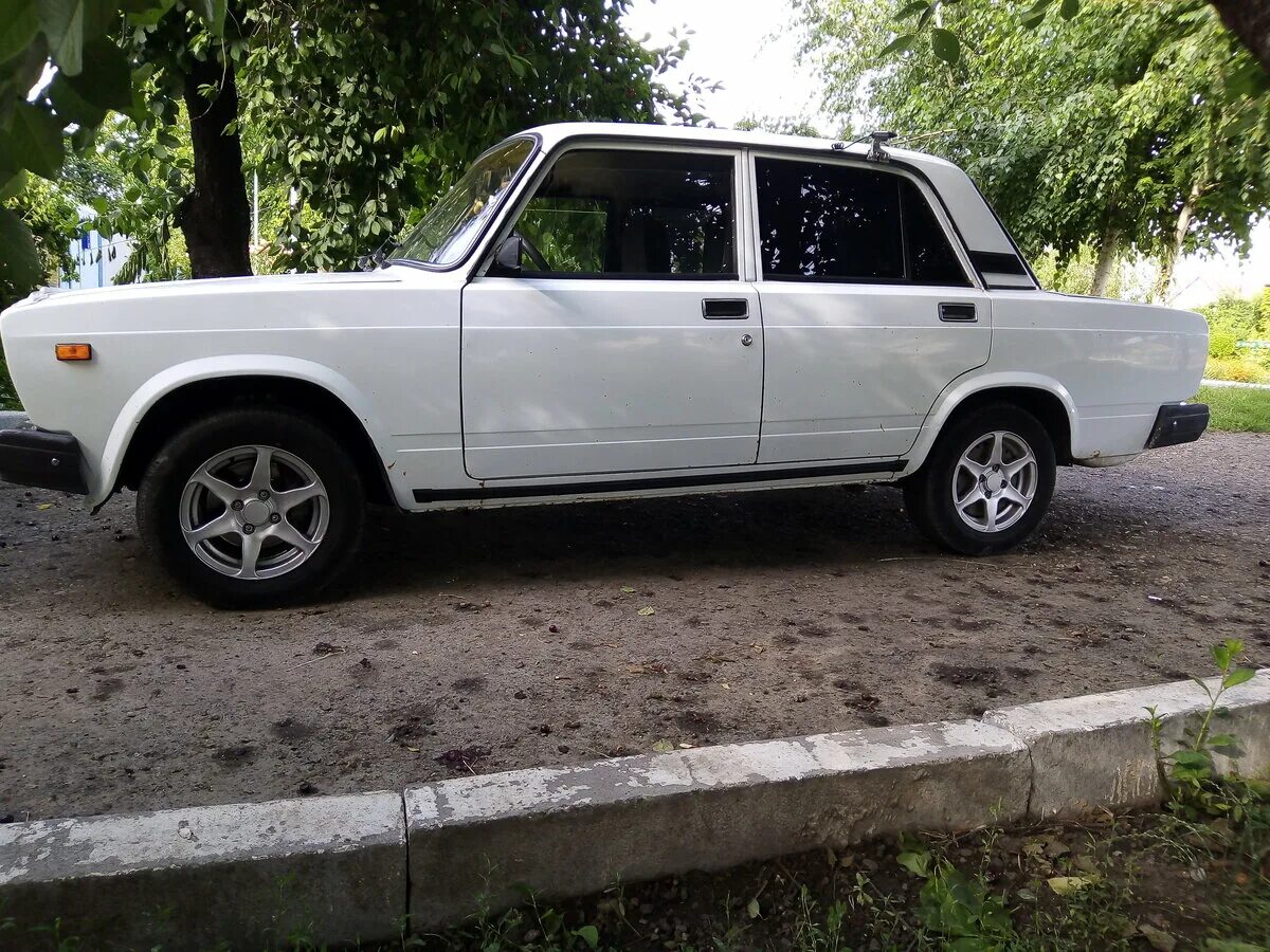 ваз 2107 1982-2012 черный. авито изобильный объявление. коттеджи в геленджике. станица староизобильная ставропольский край фото. авито изобильный работа.