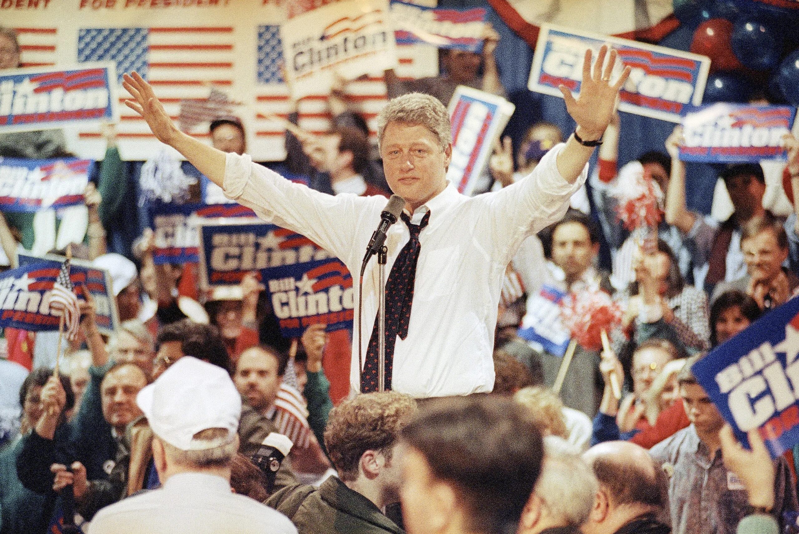 Выборы республиканской партии. Билл Клинтон выборы 1992. Билл Клинтон 1980. Билл Клинтон Буш 1992. Билл Клинтон (1992—2000 гг.)..