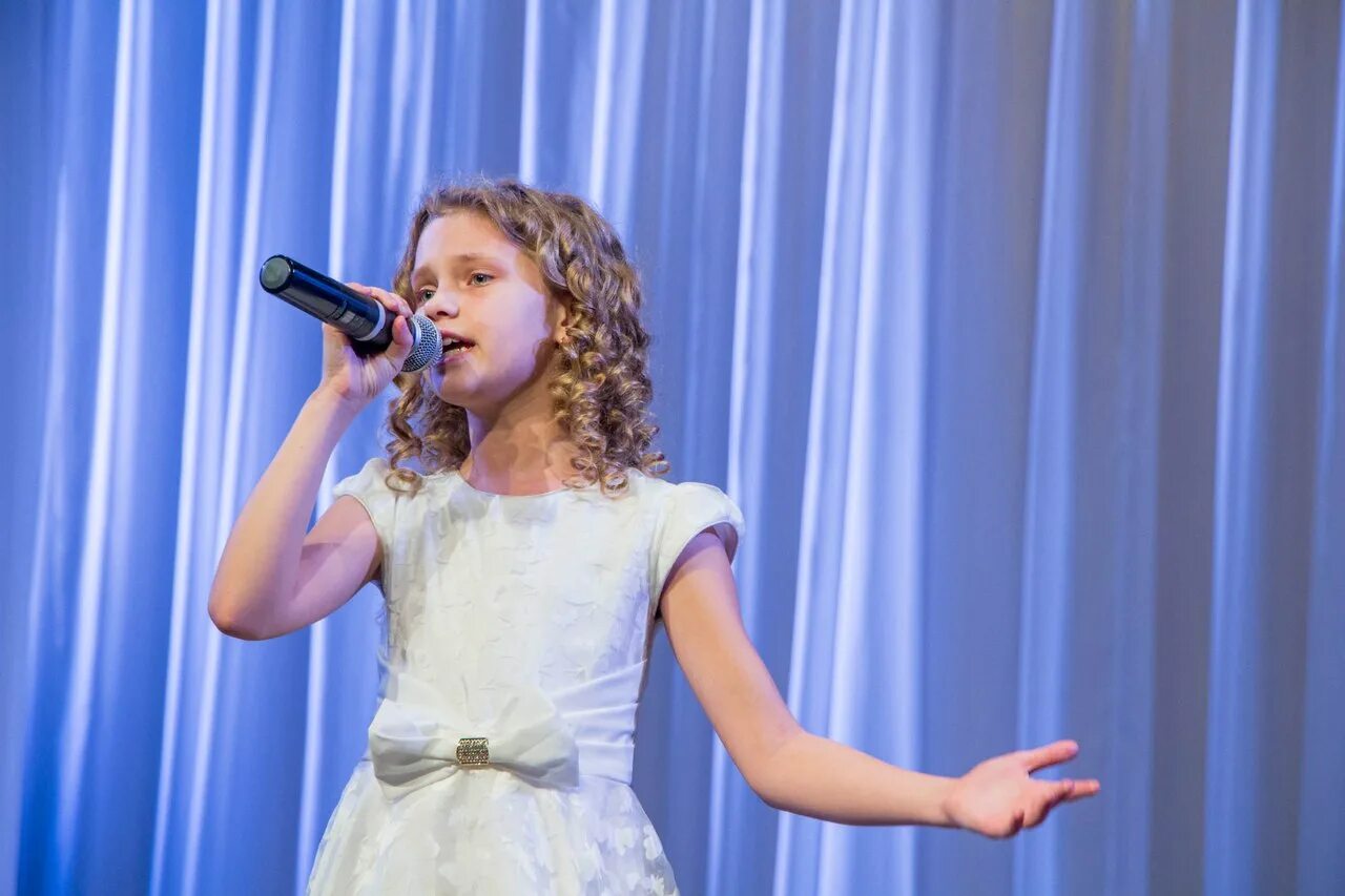 вероника федотова вокал. детские вокальные конкурсы. конкурс поют дети. эстрадное пение. конкурс пения детей.
