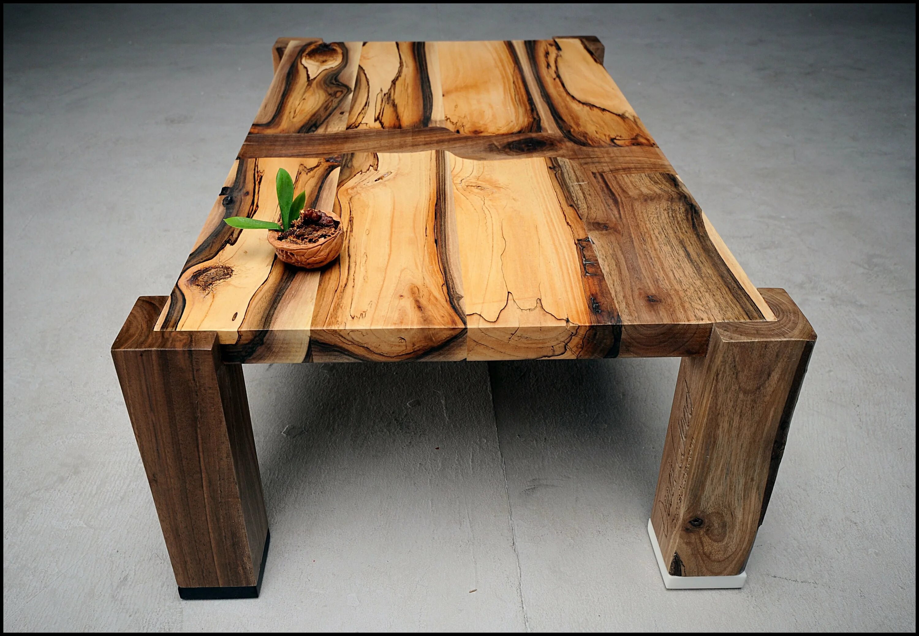 Делаем уникальные. Оригинальные столы из дерева. Дизайнерские изделия из дерева. Необычные деревянные изделия. Дизайнерские вещи из дерева.