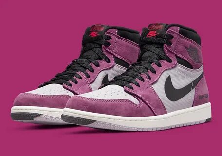 Jordan elements