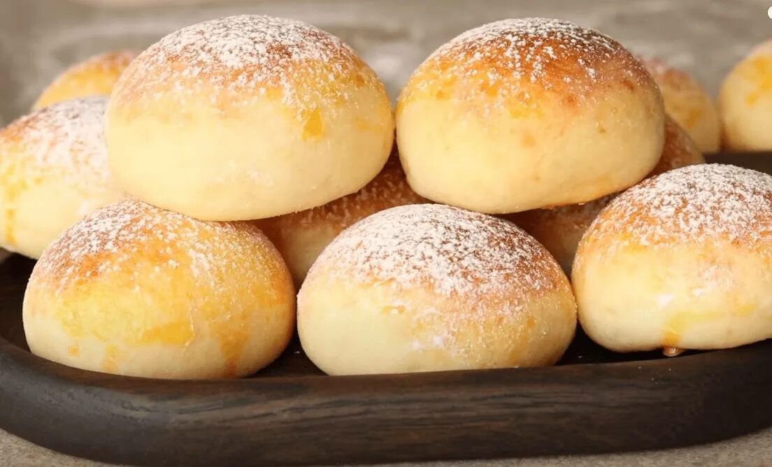 Вкусные рецепты из творога булочки. Творожные булочки. булочки с творогом в духовке. творожные булочки без дрожжей. булочки с творогом в духовке без дрожжей.