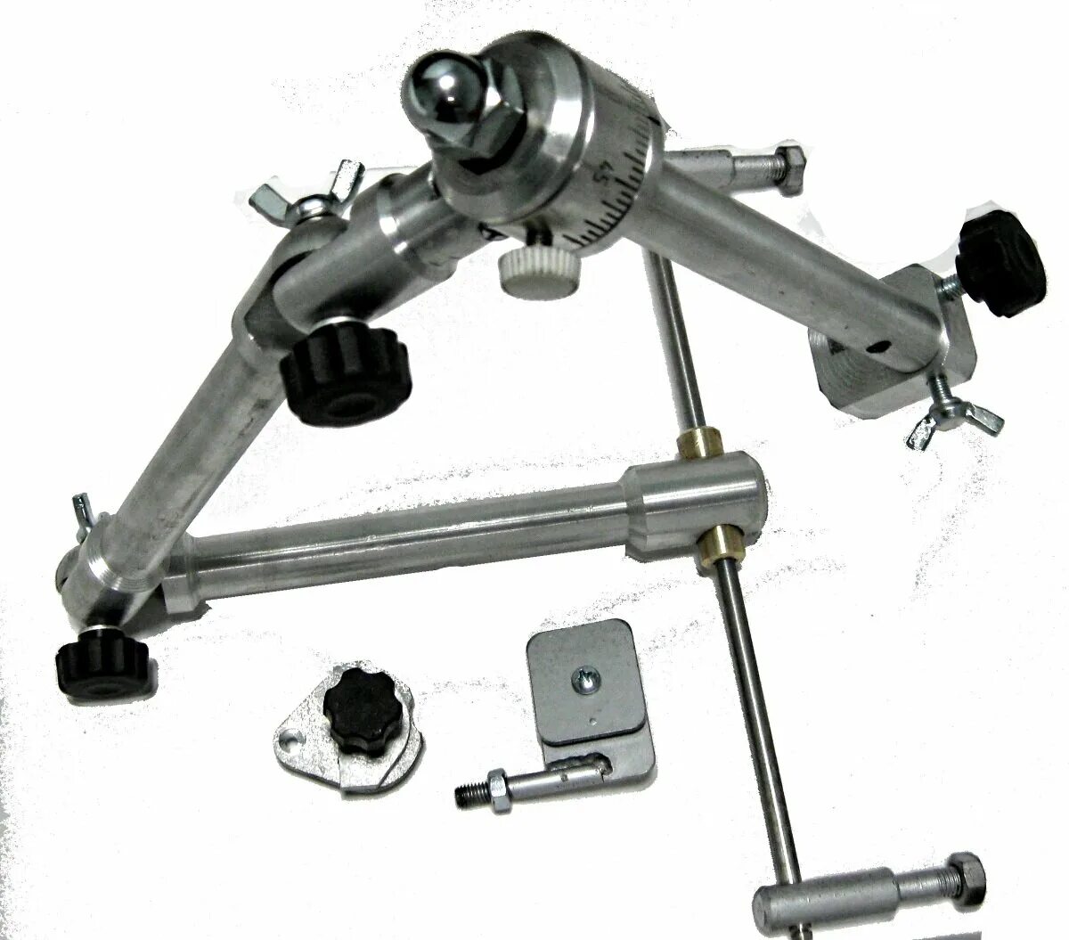 манипулятор для заточки маникюрных кусачек. трехколенный манипулятор для станка adems pro. трехколенный манипулятор для станка adems pro. манипулятор для ножниц. манипулятор трехколенный для заточки ножниц и ножей.