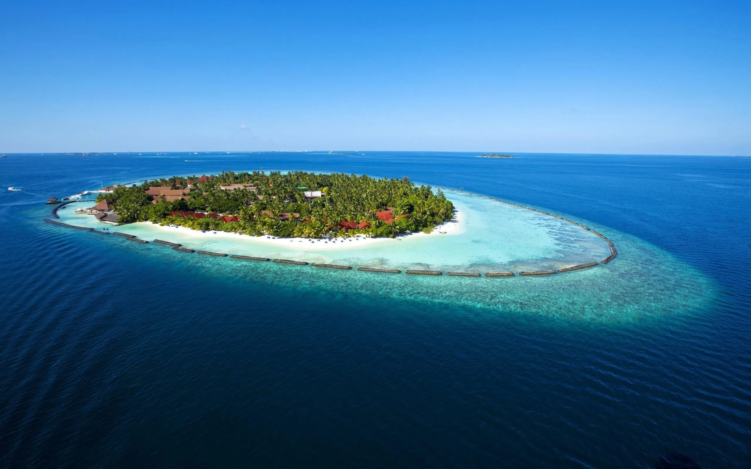 Islanded картинки. Северный Мале Атолл. Остров Курумба. Отель Курумба Мальдивы. Остров Монурики Фиджи.