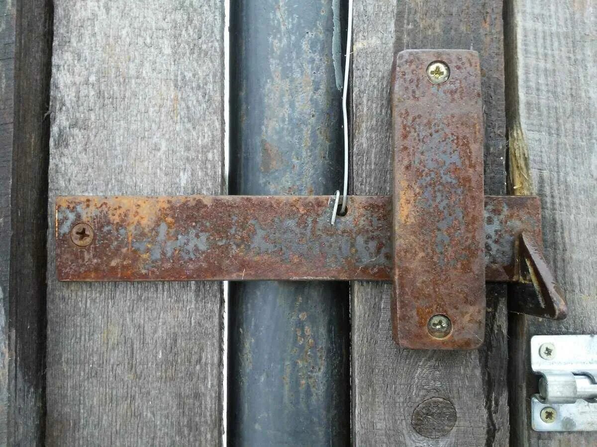 Как снять задвижки старые с дверей Black And White Art for Sale Fine Art America Iron doors, Door locks, Decorati