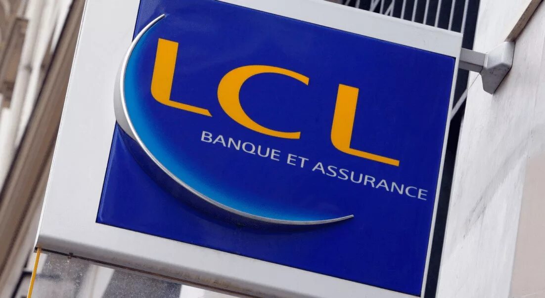 Креди агриколь групп. Lcl. Le credit. Смешные названия иностранных брендов. Le credit.