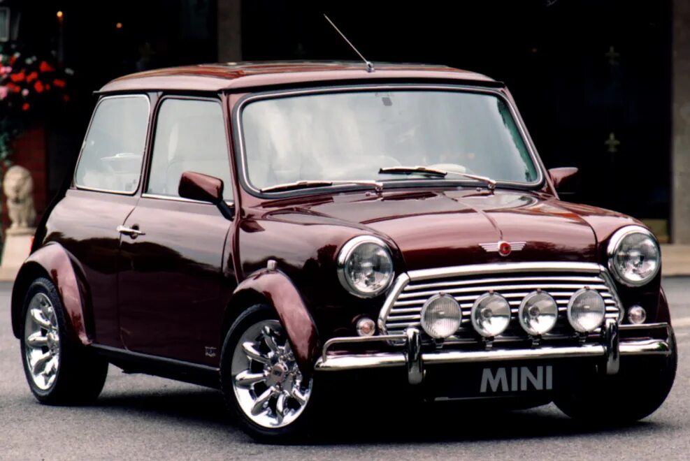 Мини Купер 1970. Мини Купер старый. Mini Cooper Classic. Mini Cooper s 1960.