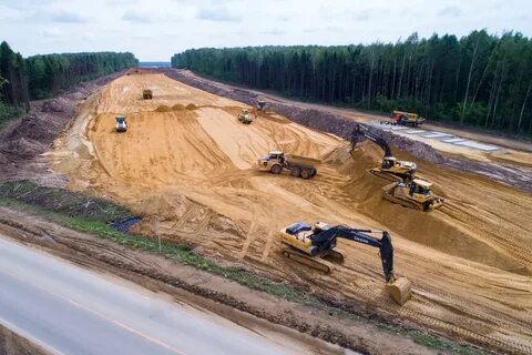 Строительство современных дорог требует не только