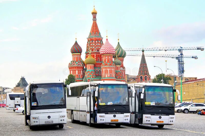 Маршрутка золотое кольцо. Автобусная экскурсия. Автобусный тур в Москву. Автобусная экскурсия Москва. Экскурсионный автобус Москва.