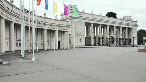 Музей современного искусства "Гараж" проводит экскурсии на армянском языке - Арм