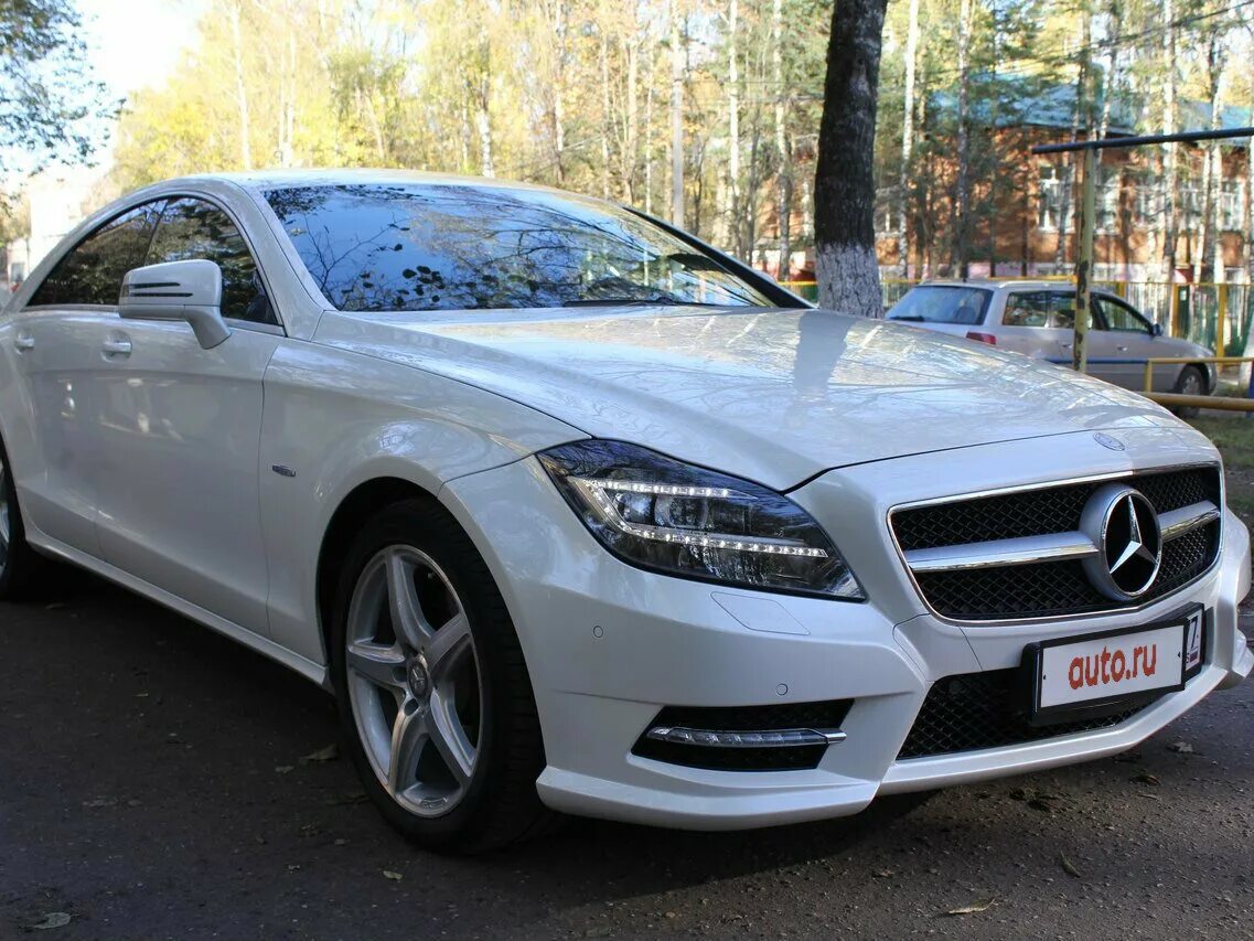 Цлс 218. Mercedes Benz CLS 218 белый. Мерседес CLS 218 кузов. Mercedes CLS 2011. Mercedes Benz CLS 350.