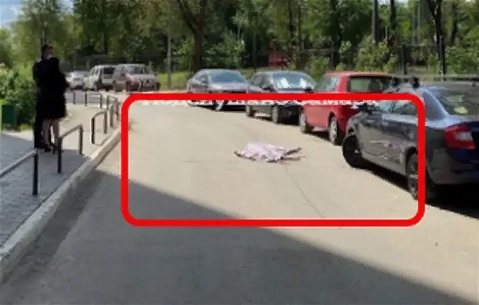 Московское шоссе 199 выпала девушка. Самара девочка выпала из окна. в самаре выпала девушка из окна. выпала девочка из окна 2021 самара.