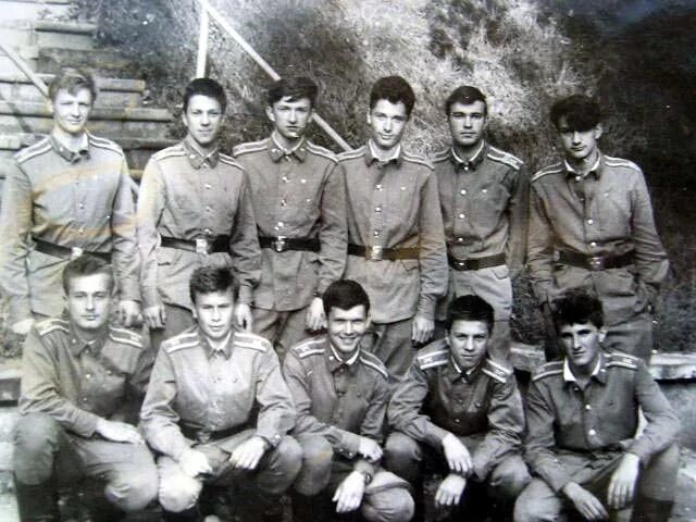 14 отдельная бригада специального назначения уссурийск. Спецназ главного разведывательного управления. М кирова выпуск 1979 г химический факультет шикин владимир. Майор панов и капитан. Рота спецназа.