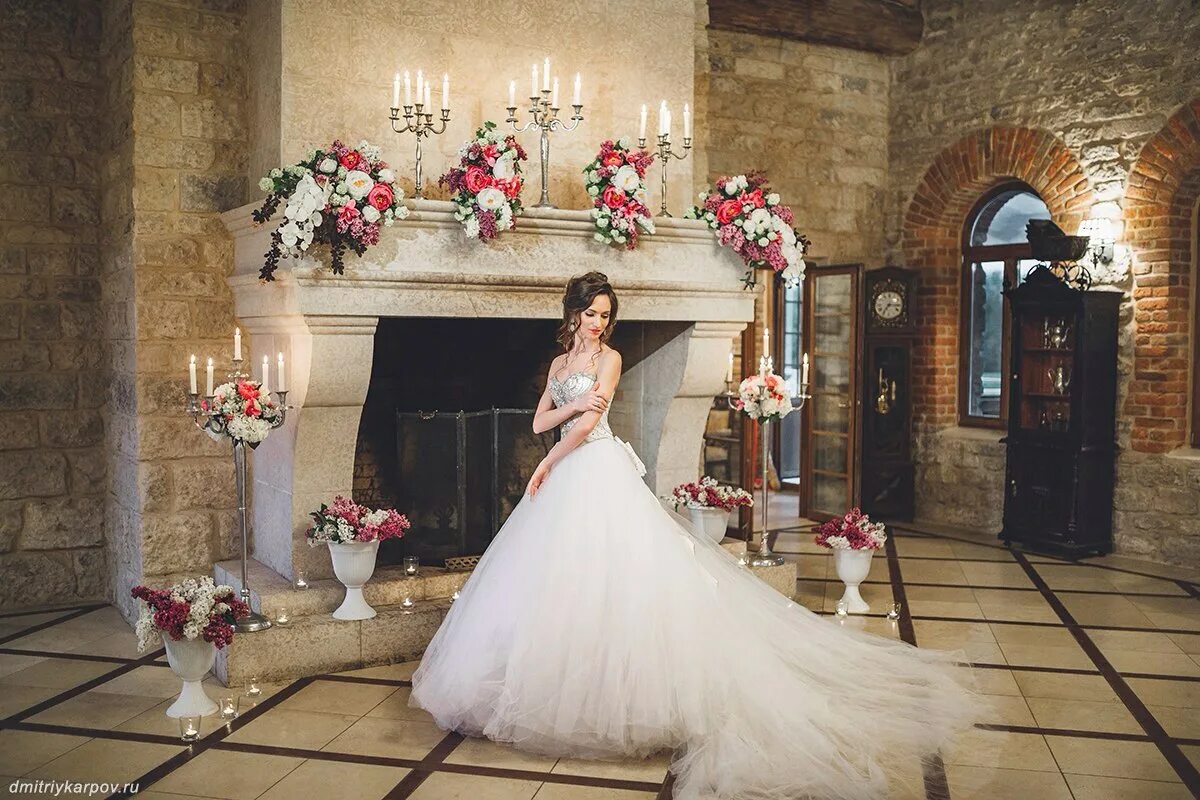 Свадебные коробки для приданного. Свадебные доставки. Торт молодоженам на свадьбу. Белый букет невесты. Усадьба скорняково-архангельское банкетный зал.