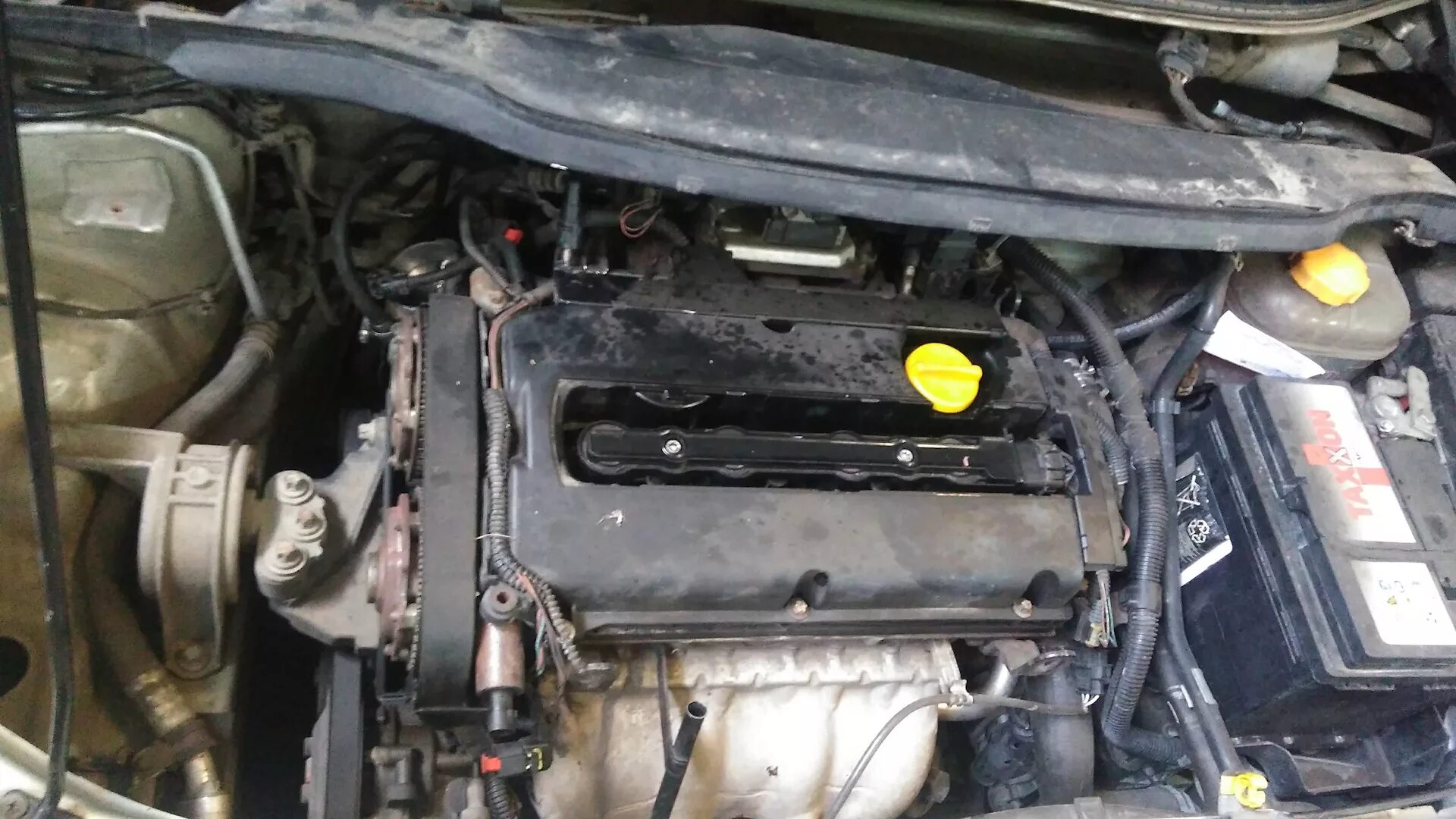 Номер двигателя opel astra h z18xer. Двигатель z18xer шевроле круз. Защита отопителя опель виваро. Опель зафира z18xer. Опель зафира б z18xer.