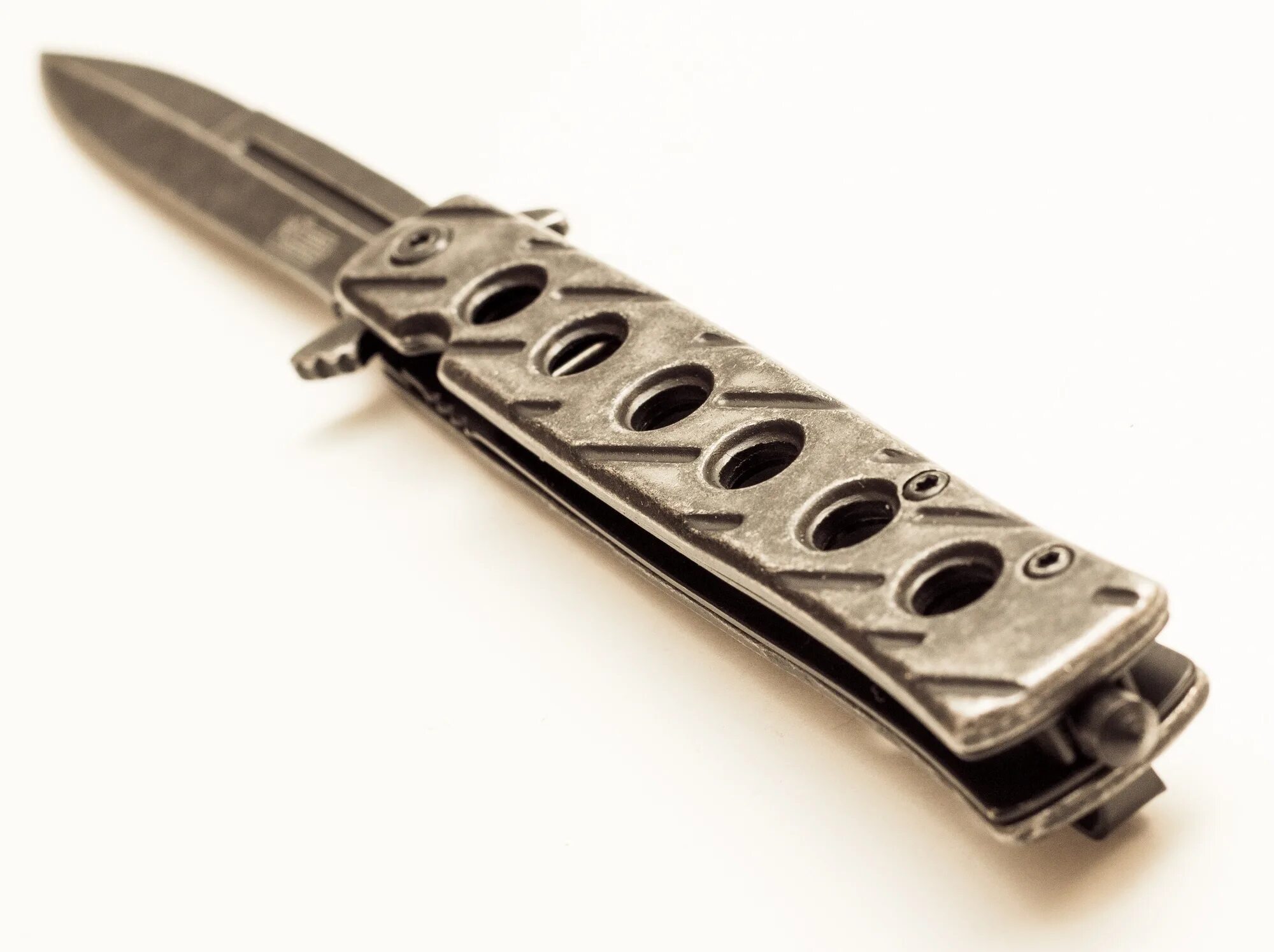 Ножи складные флипперы. Нож 9cr18mov. Нож. Флиппер дардо складной нож. Two town флиппер нож.