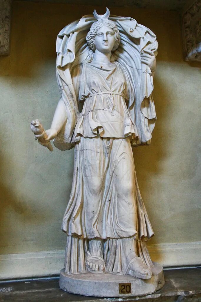 Селена греческая богиня луны. Богиня селена в древней греции. Селена греческая богиня луны. Селена греческая богиня луны. Луна богиня древней греции.