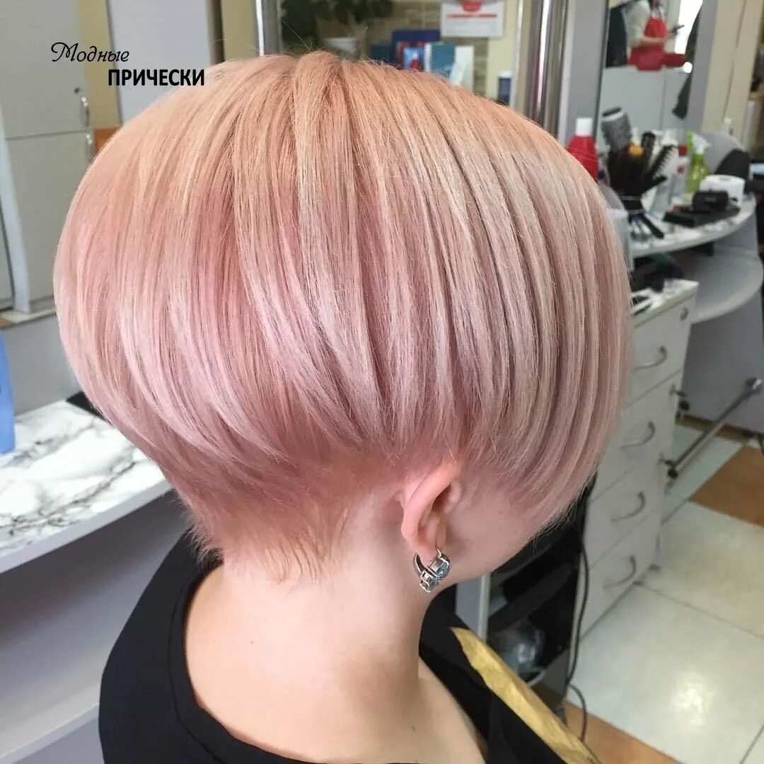 Colorista фламинго. Топпер розовый фламинго. Неоновый розовый цвет волос. Розовая краска. Цвет волос фламинго.